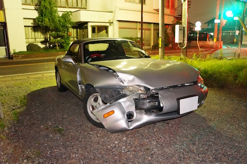 車事故 トップ 靴との因果関係